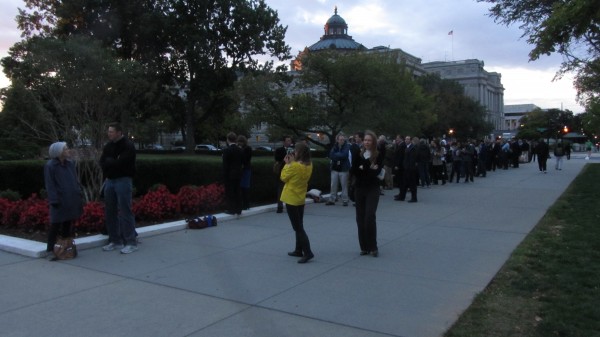 The oral argument line, extending down the block at 07:19